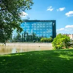 Hp Park Plaza 4*