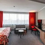 Hp Park Plaza 4*