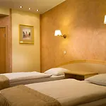 Hp Park Plaza Otel