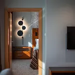 Hp Park Plaza 4*