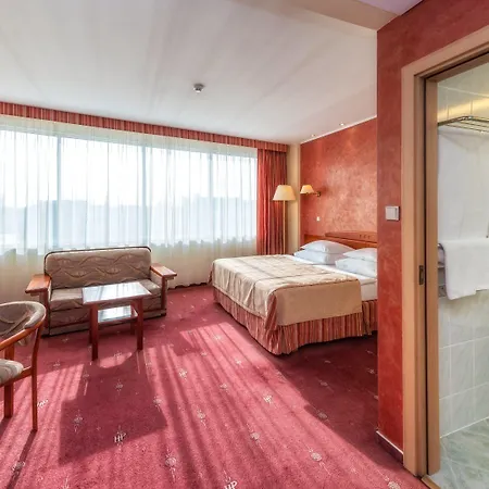 Hp Park Plaza 4* ורוצלב