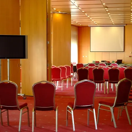 Hotell Hp Park Plaza 4*