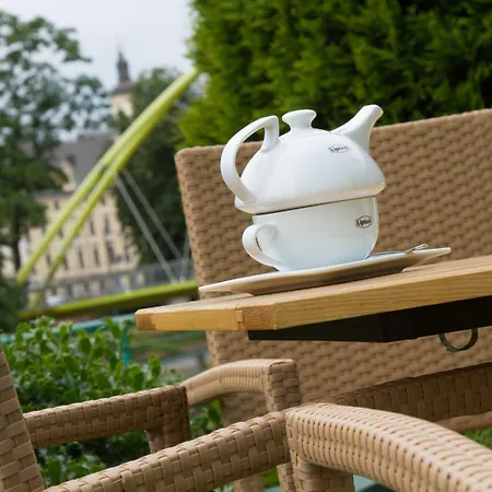 מלון Hp Park Plaza