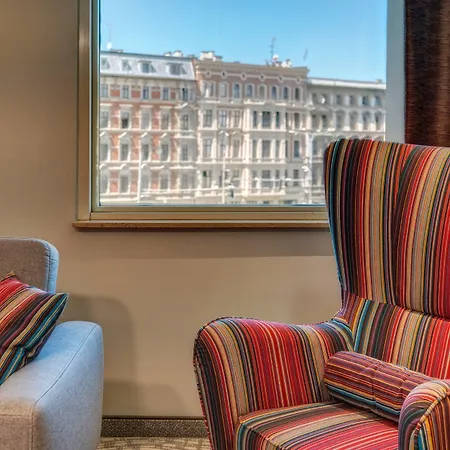 Hp Park Plaza Hotel