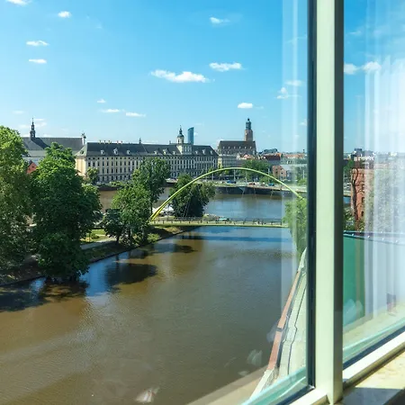 Hp Park Plaza Hotel 4*