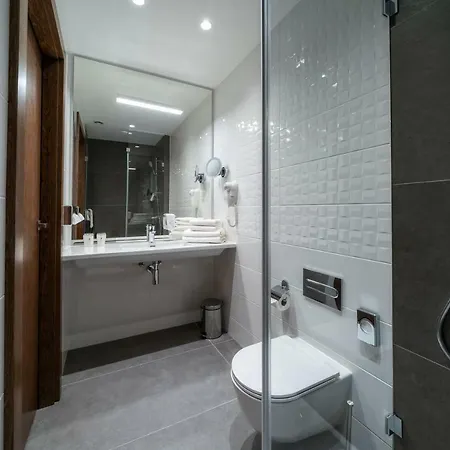 Hotel Hp Park Plaza 4*