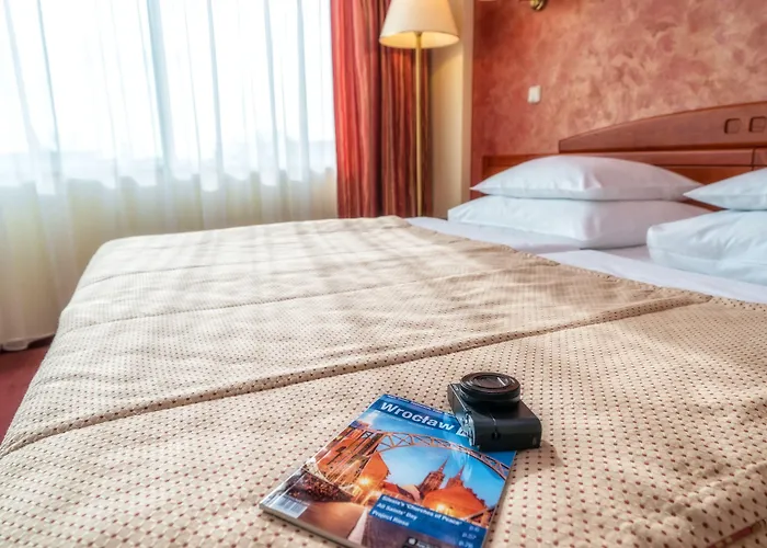 Hp Park Plaza فندق 4*