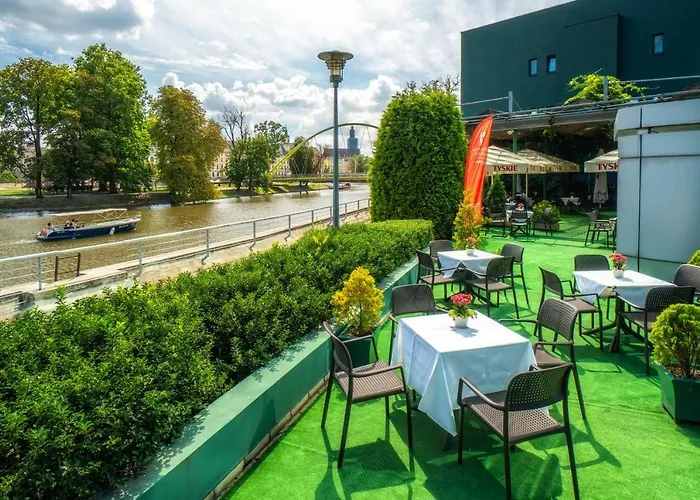 Hp Park Plaza Hotel 4*